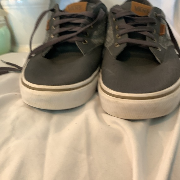 Awesome shoes, vans size 13 gray with light gray wore a couple times - Picture 3 of 8